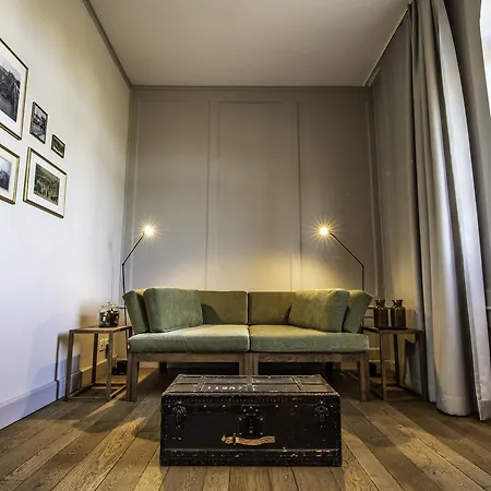 Ξενοδοχείο με διαμερίσματα One - Zollhaus 4*